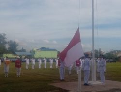 Wabup Dairi Wahyu Daniel Sagala Pimpin Prosesi Upacara Penurunan Bendera