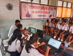 Pelestarian Budaya Batak Melalui Baca Tulis Aksara Batak Bagi Pelajar Sekolah di Toba 