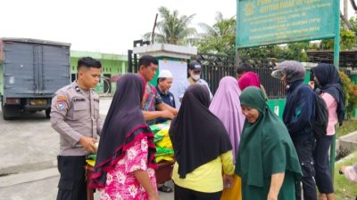 Jumat Berkah Polda Sumut: Polri Turun Langsung Bantu Masyarakat Lewat Gerakan Pangan Murah
