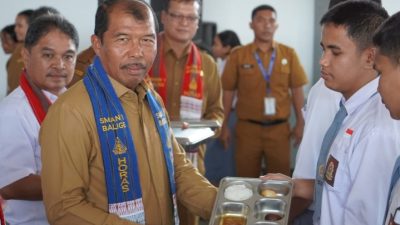 Wabup Toba Dampingi Sabam Rajagukguk Tinjau MBG di Toba