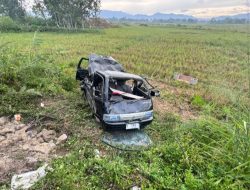 Breaking News : Truk Tangki Tabrak Angkot di Sitoluama, 1 Tewas dan 10 Penumpang Angkot Luka-luka