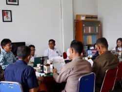 Pemkab Toba Gelar Rapat Lanjutan Bersama Komunitas Lapak Bajs Persiapan Christmas Season Toba 2025