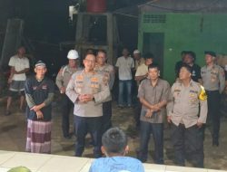 Kapolres Langkat Salurkan Bantuan Sosial kepada Warga Terdampak Banjir di Pangkalan Brandan