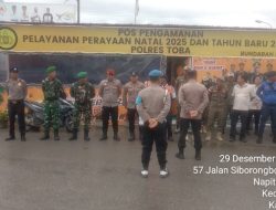 TNI-Polri Bersama Tim Gabungan Jaga Kondusivitas Arus Mudik Nataru di Balige 