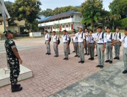 Babinsa Koramil 17/Balige Sosialisasi Masuk TNI AD Pada Siswa SMKN 1 Balige 