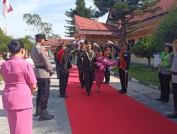 Kapolres Toba Pimpin Wisuda Purnabakti Kompol Bungaran Samosir dan AKP Daniel Aritonang 