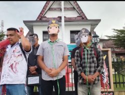 GMNI Dairi Gelar Aksi Simbolik di Depan Kantor Bupati, Tuntut Evaluasi Kinerja Satu Tahun Kepemimpinan