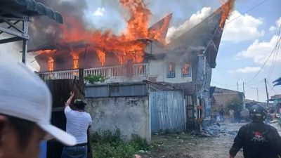 Kebakaran Kos-kosan di Sidikalang Hanguskan Satu Unit Rumah, Lima Bangunan Terdampak