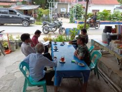 Babinsa Koramil 16/Laguboti Jalin Silahturahmi dengan Warga Desa Pardinggaran 