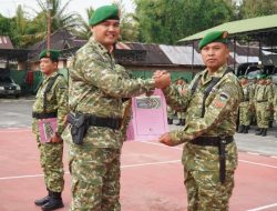 Dandim 0210/TU Berikan THR secara Simbolis Kepada Anggota Beragama Muslim