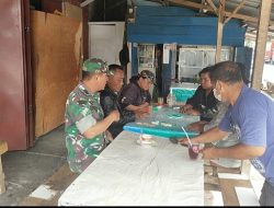 Babinsa Jalin Keakraban dengan Warga Binaan
