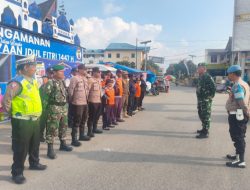 Babinsa Berikan Pengamanan dan Pelayanan di Pos Pam Bundaran Balige