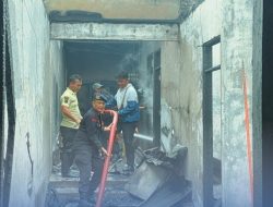 Gerak Cepat Brimob Polda Sumut Bantu Padamkan Kebakaran di Pematangsiantar