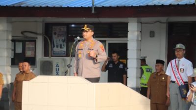 Kapolres Langkat Pimpin Upacara di SMAN 1 Stabat, Tekankan Disiplin, Anti Narkoba dan Bijak Bermedsos