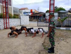 Babinsa Aktif Berikan Pembinaan Pengawasan dan Disiplin Kepada Siswa SMKN 1 Balige