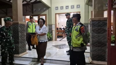 Patroli Malam Paskah di Tirtomoyo: Wujud Nyata Sinergi TNI-Polri Jaga Keamanan Umat