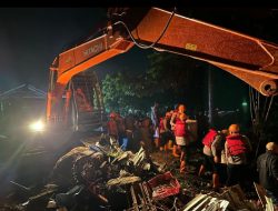 Tanggap Darurat Longsor Sembahe, Polda Sumut Terjunkan Personil Brimob Evakuasi Korban