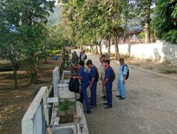 Babinsa Berikan Pembinaan dan Pengawasan di SMKN 1 Balige