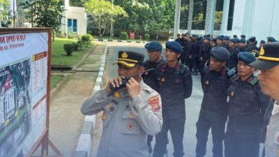 Brimob Polda Sumut Tampil Humanis dan Profesional, Kawal Penyampaian Aspirasi di Kantor Gubernur dengan Aman dan Kondusif