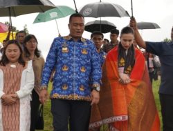 Bupati Sampaikan Kondisi Pariwisata dan Rencana Wisata Rohani di Toba Kepada Menteri Pariwisata
