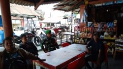 Babinsa Kompak Jalin Komunikasi dengan Warga Desa Sibuea 