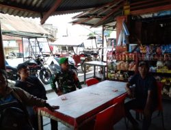 Babinsa Kompak Jalin Komunikasi dengan Warga Desa Sibuea 