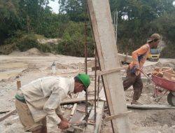 Progres Pembangunan KDKMP Balige Tahap Pekerjaan Rangka Atap, Kolom Pedestal dan Pemasangan Batu Bata