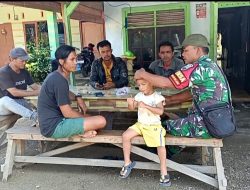 Babinsa Jalin Silahturahmi dengan Warga Binaan di Warung Kopi