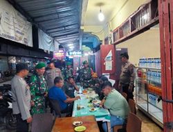 Patroli Kolaborasi TNI Bersama Polri dan Elemen Masyarakat Jaga Kamtibmas Aman dan Kondusif