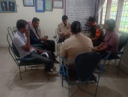 Babinsa Jalin Komunikasi Yang Baik dengan Perangkat Desa Sitoluama 