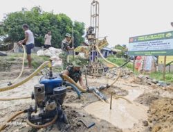 Pro Rakyat! Satgas TMMD Berjibaku Temukan Sumber Air Bersih di Bengkalis
