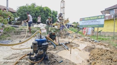Pro Rakyat! Satgas TMMD Berjibaku Temukan Sumber Air Bersih di Bengkalis