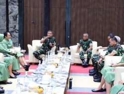 Jelang HUT ke-80 Persit KCK, Kasad Terima Ketum Persit dan Para Kader Berprestasi