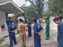 Babinsa Berikan Pembinaan dan Motivasi kepada Siswa SMKN 1 Balige