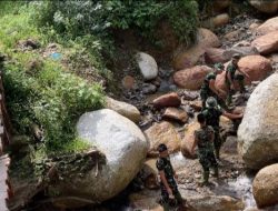 Satgas Karya Bakti TNI Kodam I/BB Mulai Bangun Jembatan Armco di Aek Bagot Taput