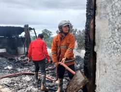 Rumah Warga di Parbuluan IV Dilalap Api, Petugas Damkar Dairi Bergerak Cepat Lakukan Pemadaman