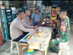 Babinsa Jalin Kebersamaan dengan Warga Binaan di Warung Kopi 