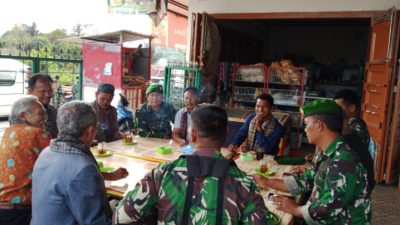 Babinsa Ciptakan Interaksi dan Keakraban dengan Warga Binaan