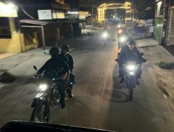 Patroli Dini Hari, Brimob Polda Sumut Antisipasi Guantibmas dan Sambangi Warga Secara Humanis di Medan