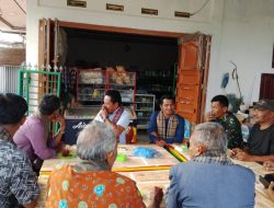 Babinsa Serda B Hutasoit Jalin Komunikasi dengan Warga Desa Sibuea