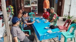 Babinsa Jalin Silahturahmi Bersama Warga Sibuea