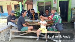 Babinsa Ajak Warga Jaga Keamanan dan Kebersihan Lingkungan di Desa Pintubosi 