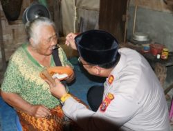Kapolres Langkat Tunjukkan Kepedulian terhadap Lansia di Secanggang, Humanisme Polri Hadir di Tengah Masyarakat