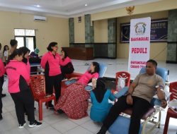 Semangat Sambut HUT Bhayangkara ke-80, Polres Toba Gelar Donor Darah dan Pemeriksaan Kesehatan Gratis untuk Masyarakat