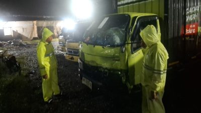 Mobil Box Colt Diesel Tabrak 2 Pengendara Motor Honda Supra di Toba Hingga Tewas