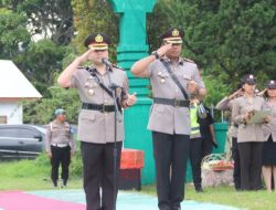 Jelang HUT Bhayangkara ke-80, Polres Humbahas dan Polres Toba Gelar Ziarah di TMP Bahagia Balige