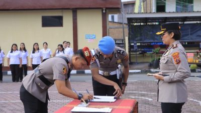 Kapolres Samosir Pimpin Pelantikan Kabag Log dan Sertijab Kasat Reskrim, Tekankan Profesionalisme dan Pelayanan Humanis