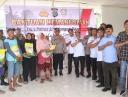 Kapolres Simalungun Turun Langsung, Salurkan Bantuan Kemanusiaan bagi Korban Angin Puting Beliung di Pematang Bandar