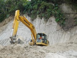 Tak Kenal Panas dan Medan Berat, Satgas TMMD Kodim 0210/TU Tetap Semangat Pembukaan Jalan Baru Untuk Masyarakat 