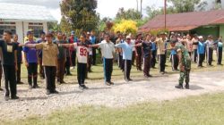 Sambut HUT RI ke 81, Sertu H Sitorus dan Sertu B Tanjung Latih Paskibraka Tingkat Kecamatan Habinsaran 